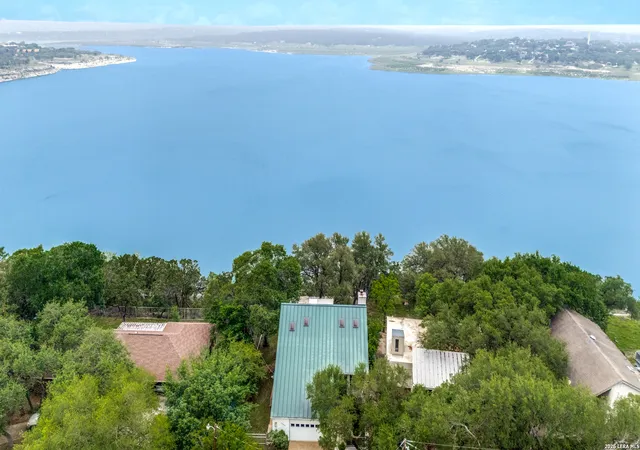 Homes for sale in Canyon Lake, TX | 1924 Stagecoach, Canyon Lake, TX 78133 | MLS# 1962888