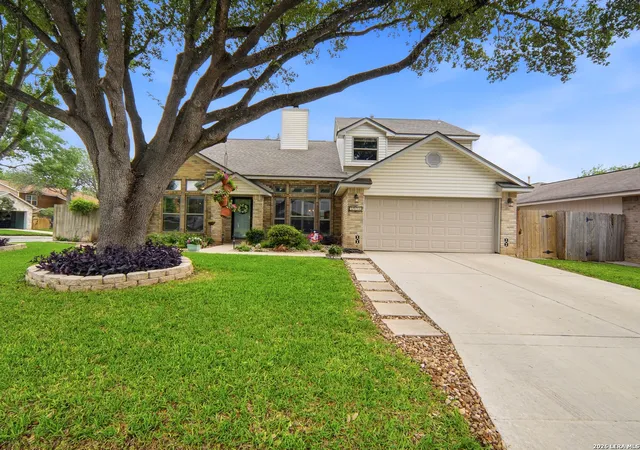 Photo 2 of Sale Pending at 5958 Spring Buck, San Antonio, TX 78247 | MLS# 1962902 | Listing updated on 2026-05-13