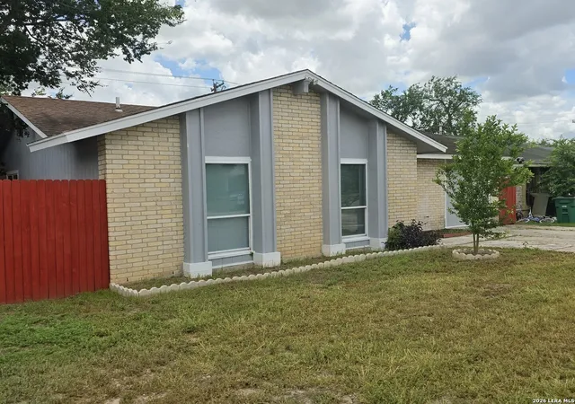 2nd image of 5526 Ghost Hawk, San Antonio, TX 78242 | MLS# 1962912