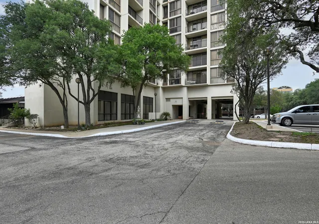 Photo 3 of Condo for sale at 7701 Wurzbach Rd #1402, San Antonio, TX 78229 | MLS# 1963051 | Listing updated on 2026-09-08