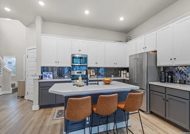 Photo 3 of Single family home for sale at 21114 Chestnut Cove, San Antonio, TX 78266 | MLS# 1963096 | Listing updated on 2026-09-20