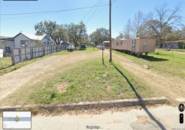 Land for sale at 834 E Adams St, Pleasanton, TX 78064 | MLS# 1963139