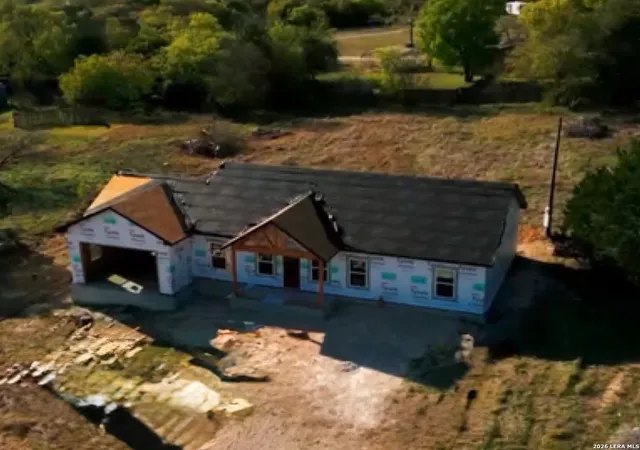 Photo 3 of Single family home for sale at 106 Valley Oaks Ln, Kerrville, TX 78028 | MLS# 1963163 | Listing updated on 2026-05-22