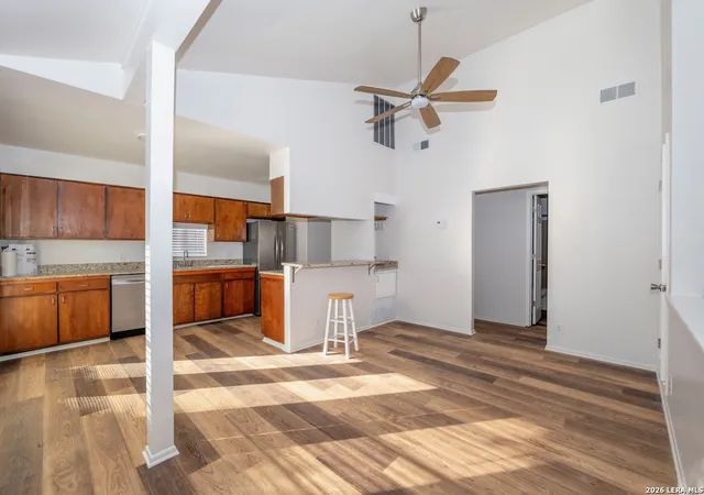 2nd image of 538 W Elsmere, San Antonio, TX 78212 | MLS# 1963175
