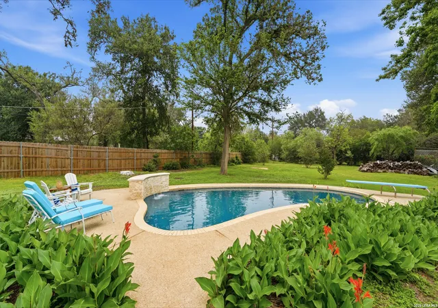 Homes for sale in Helotes, TX | 10703 Bar X Trl, Helotes, TX 78023 | MLS# 1963182