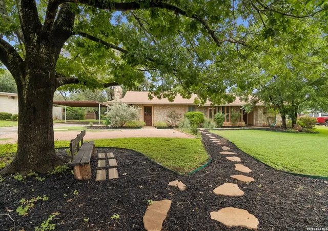 3rd image of 10703 Bar X Trl, Helotes, TX 78023 | MLS# 1963182