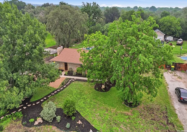 Homes for sale in Helotes, TX | 10703 Bar X Trl, Helotes, TX 78023 | MLS# 1963182