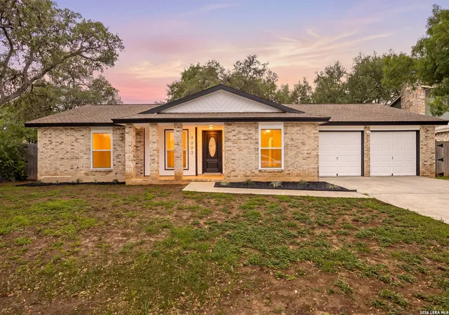Photo 2 of Sale Pending at 3003 Oak Sprawl, San Antonio, TX 78231 | MLS# 1963224 | Listing updated on 2026-05-18