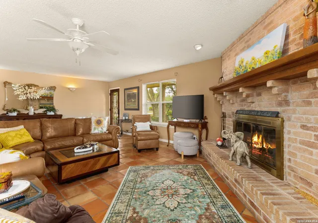 Photo 4 of House for sale at 350 Ullrich, Marion, TX 78124 | MLS# 1963272 | Listing updated on 2026-05-12