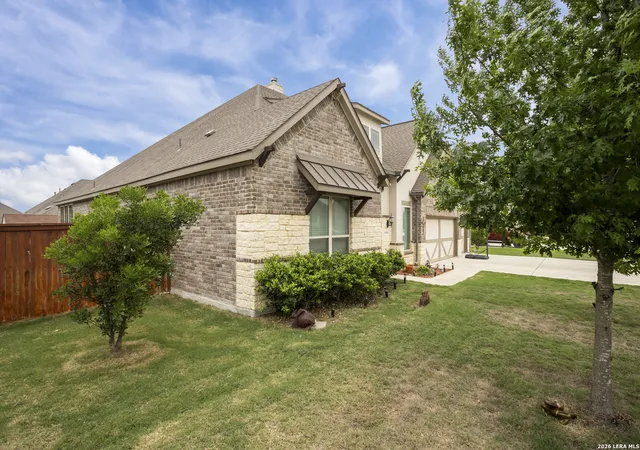 Photo 3 of Single family home for sale at 6914 Hallie Hill, Schertz, TX 78154 | MLS# 1963335 | Listing updated on 2026-09-14