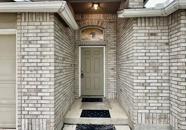 Homes for sale in Schertz, TX | 3304 Whisper Blf, Schertz, TX 78108 | MLS# 1963338