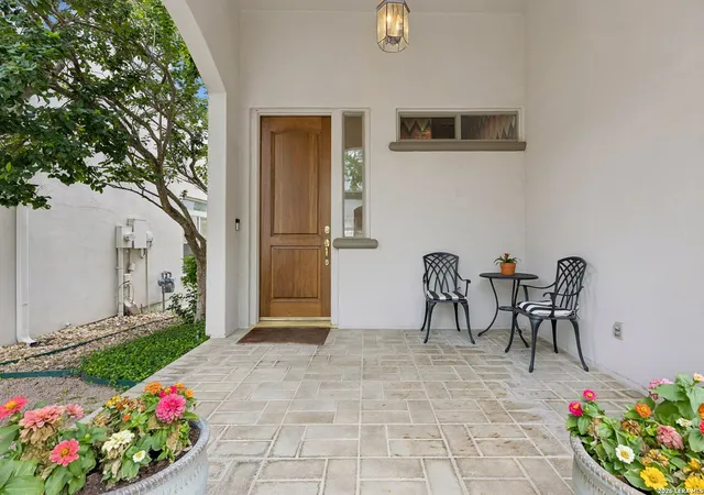 4th image of 8127 N New Braunfels #701, San Antonio, TX 78209 | MLS# 1963370
