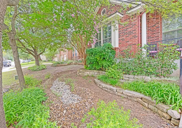 4th image of 25010 Kiowa Crk, San Antonio, TX 78255 | MLS# 1963395