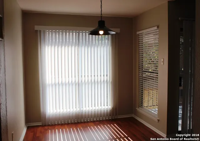 5th image of 3843 Barrington #219E, San Antonio, TX 78217 | MLS# 1963407
