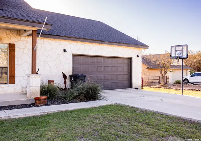 Photo 3 of Single family home for sale at 803 River Ranch Dr, Bandera, TX 78003 | MLS# 1963409 | Listing updated on 2026-09-15