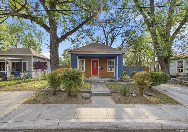 2nd image of 321 Regent, San Antonio, TX 78204 | MLS# 1963416