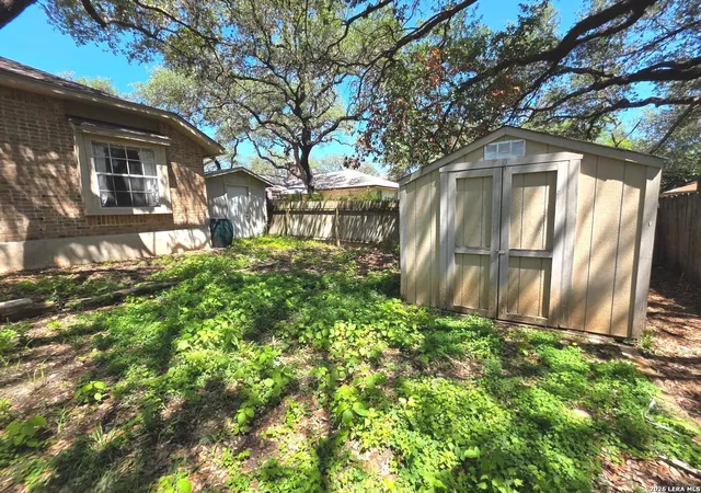 Homes for sale in San Antonio, TX | 5602 Timber Trace, San Antonio, TX 78250 | MLS# 1963442