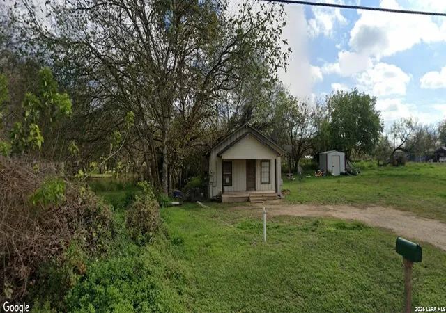 Photo 3 of Single family home for sale at 708 Peach, Floresville, TX 78114 | MLS# 1963466 | Listing updated on 2026-05-13