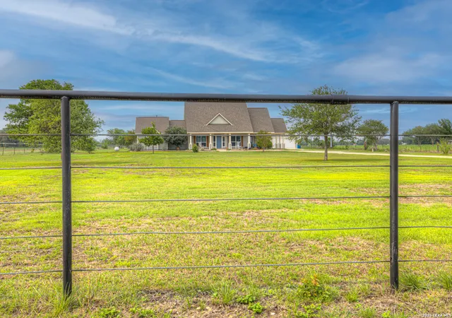 Photo 2 of Single family home for sale at 2048 E Martindale Rd, Seguin, TX 78155 | MLS# 1963475 | Listing updated on 2026-05-13