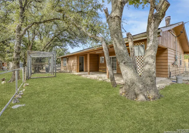 Photo 1 of Single family home for sale at 2019 North Park, Canyon Lake, TX 78133 | MLS# 1963513 | Listing updated on 2026-05-03