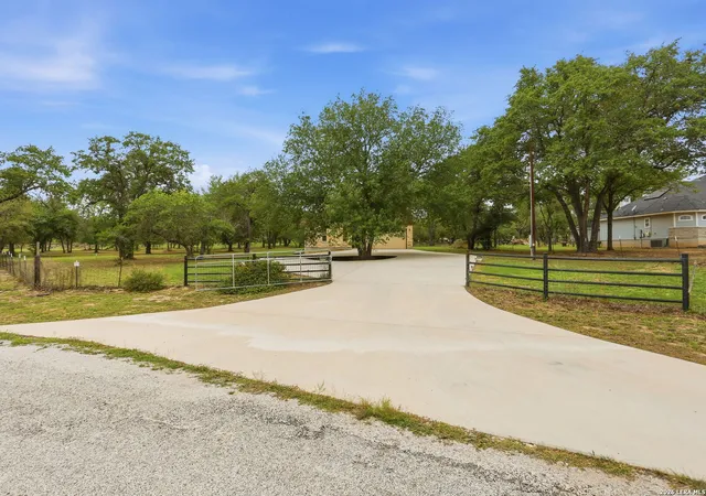 Homes for sale in Natalia, TX | 306 County Road 6876, Natalia, TX 78059 | MLS# 1963524