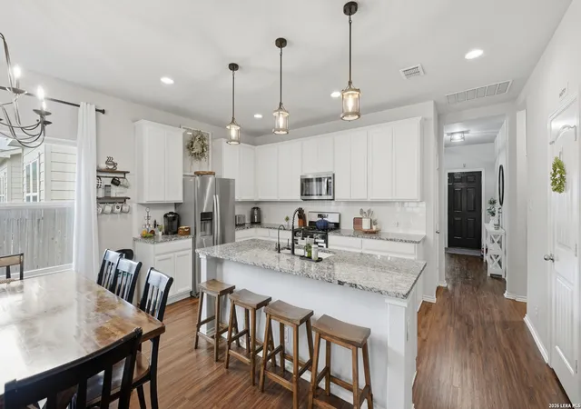 2nd image of 12421 Vista Rim, San Antonio, TX 78233 | MLS# 1963525
