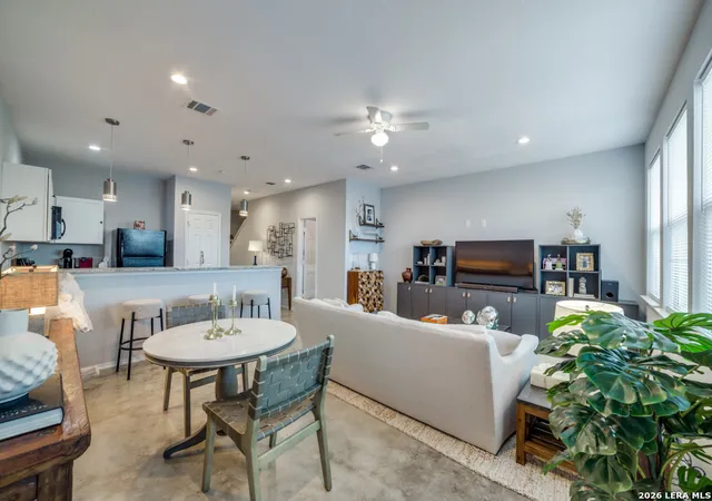 Photo 4 of Multi family home for sale at 6918 Crestway Rd, San Antonio, TX 78239 | MLS# 1963634 | Listing updated on 2026-09-01