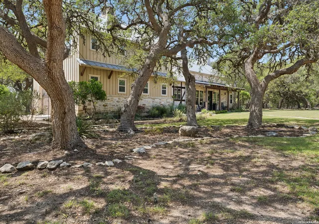 3rd image of 555 Prado Xing, Boerne, TX 78006 | MLS# 1963676