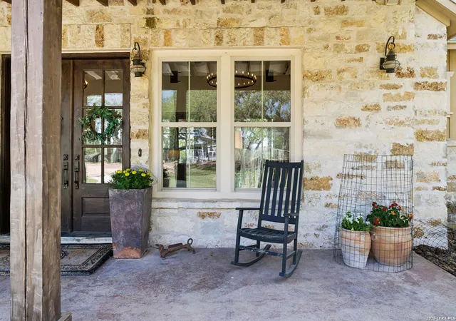 4th image of 555 Prado Xing, Boerne, TX 78006 | MLS# 1963676