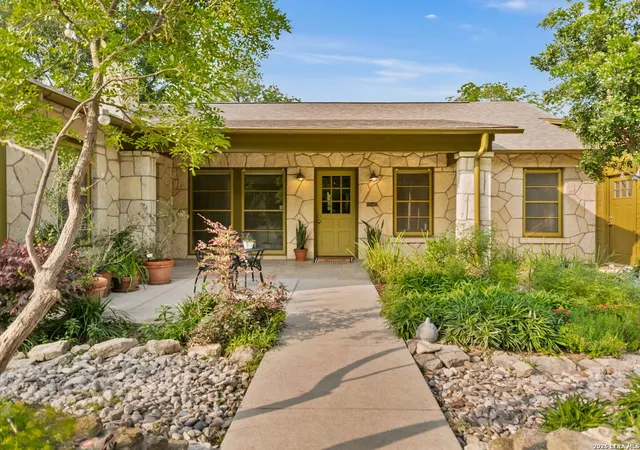 Homes for sale in San Antonio, TX | 406 Paseo Encinal, San Antonio, TX 78212 | MLS# 1963707