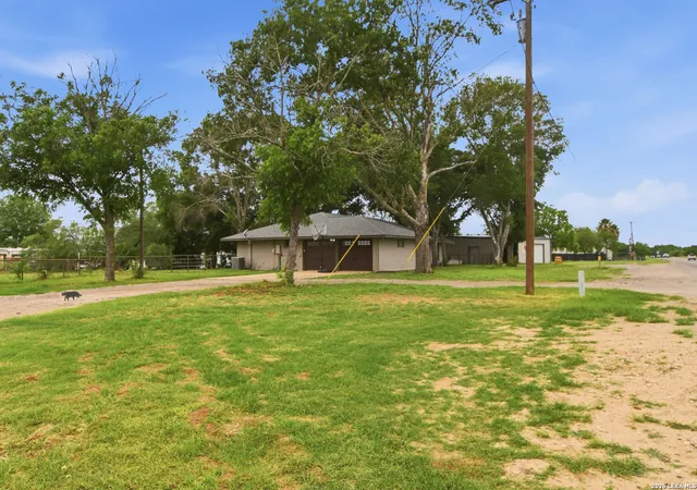 3rd image of 1195 Fm 471 N, Castroville, TX 78009 | MLS# 1963734