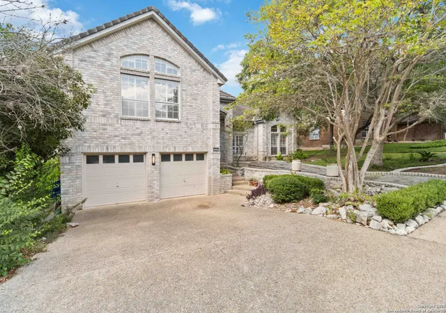 Photo 3 of Sale Pending at 519 Mission Viejo, San Antonio, TX 78232 | MLS# 1963748 | Listing updated on 2026-08-10