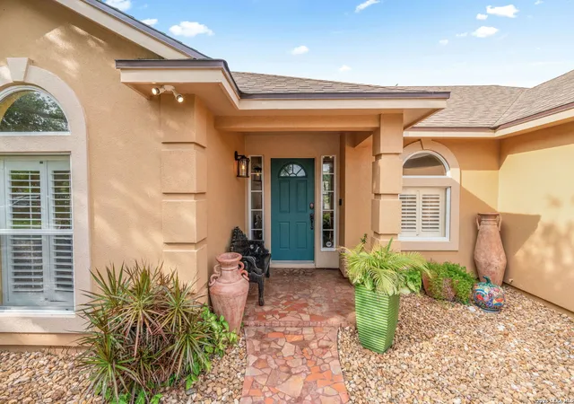 Photo 3 of Single family home for sale at 3226 Mendocino Dr, Corpus Christi, TX 78414 | MLS# 1963760 | Listing updated on 2026-05-11