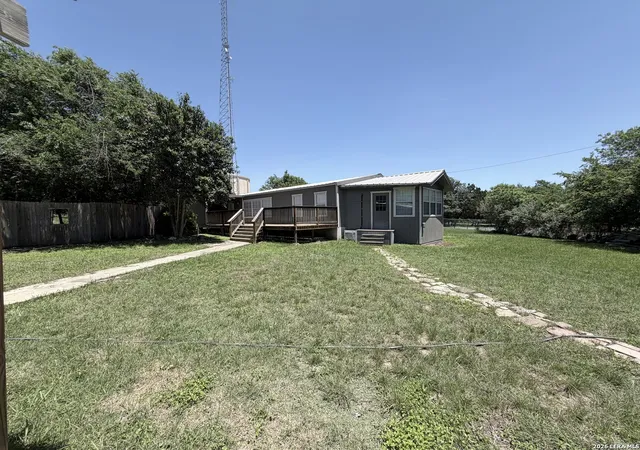 Photo 4 of Manufactured home for sale at 9303 Red Fish, Boerne, TX 78006 | MLS# 1963832 | Listing updated on 2026-05-11