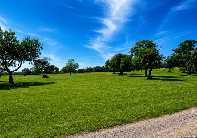 Photo 4 of Land for sale at 258 E Cool Creek Road, Kerrville, TX 78028 | MLS# 1963838 | Listing updated on 2026-05-15