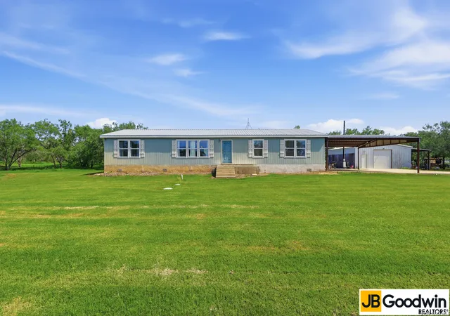 1st image of 152 E County Road 304, Jourdanton, TX 78026 | MLS# 1963856