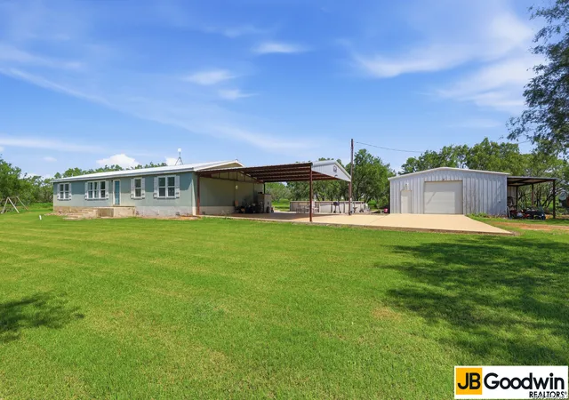 2nd image of 152 E County Road 304, Jourdanton, TX 78026 | MLS# 1963856