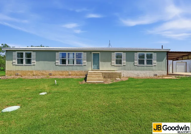 4th image of 152 E County Road 304, Jourdanton, TX 78026 | MLS# 1963856