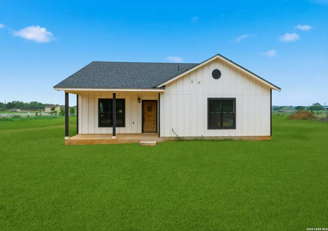 Homes for sale in Somerset, TX | 20922 Kinney Rd, Somerset, TX 78069 | MLS# 1963864