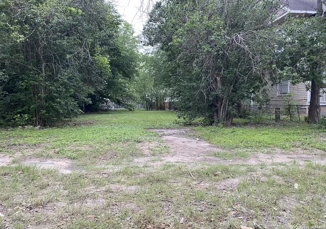 Photo 3 of Land for sale at 306 Chicago, San Antonio, TX 78210 | MLS# 1963877 | Listing updated on 2026-05-15