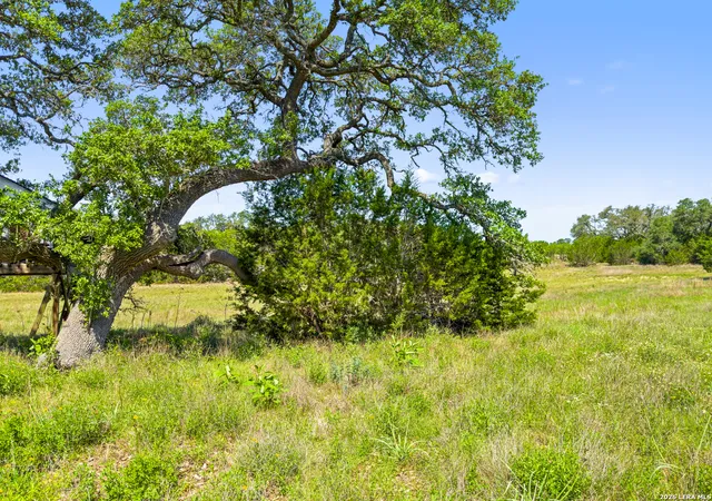 Photo 2 of Sale Pending at 163 N Stallion Estates Dr, Spring Branch, TX 78070 | MLS# 1963926 | Listing updated on 2026-09-14