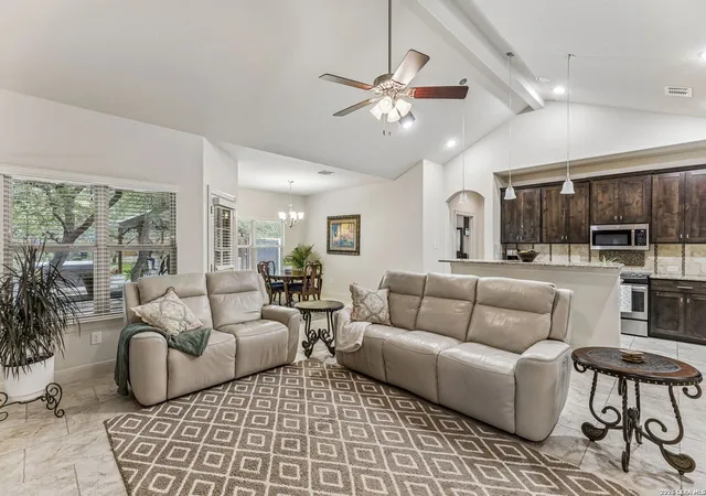4th image of 1284 Marlys, Canyon Lake, TX 78133 | MLS# 1963969