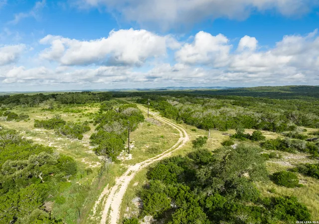 2nd image of 401 Pr 2410, Hondo, TX 78861 | MLS# 1963995