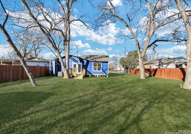 Photo 1 of Sale Pending at 1112 Gladstone, San Antonio, TX 78225 | MLS# 1964013 | Listing updated on 2026-08-13