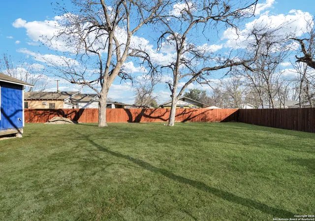Photo 2 of Sale Pending at 1112 Gladstone, San Antonio, TX 78225 | MLS# 1964013 | Listing updated on 2026-08-13