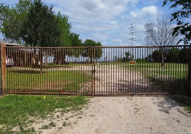 Photo 1 of Land for sale at 8202 New Laredo Hwy, San Antonio, TX 78211 | MLS# 1964112 | Listing updated on 2026-05-16