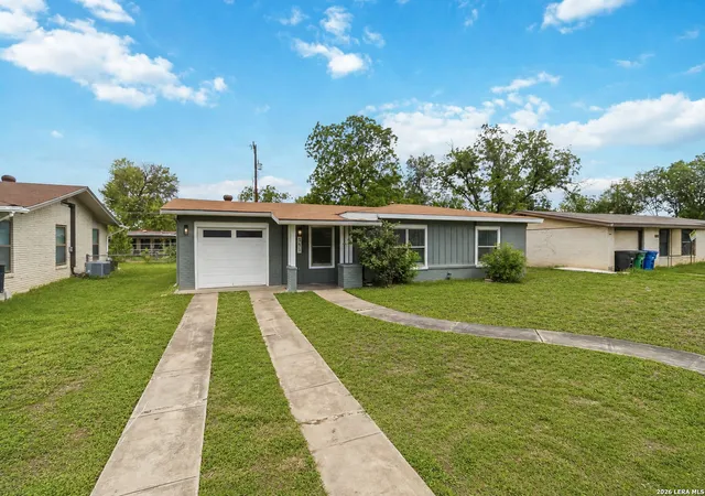 Photo 2 of Sale Pending at 551 Radiance Ave, San Antonio, TX 78218 | MLS# 1964127 | Listing updated on 2026-09-12