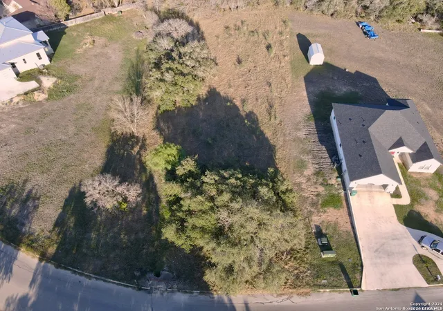 4th image of 71 River Blf, Castroville, TX 78009 | MLS# 1964230