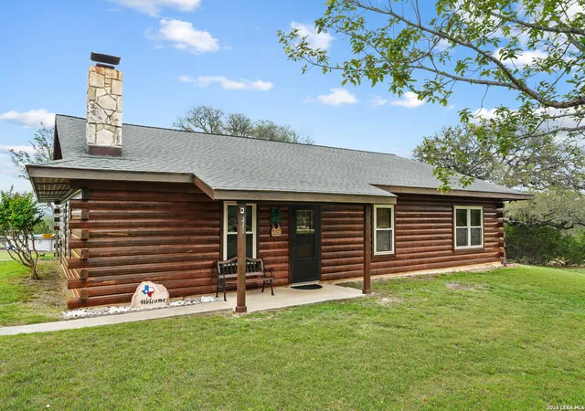2nd image of 715 Old Orchard, Bandera, TX 78003 | MLS# 1964237