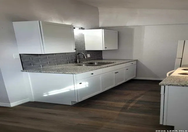 Photo 3 of Single family home for sale at 1402 Edris Dr, San Antonio, TX 78224 | MLS# 1964325 | Listing updated on 2026-06-06